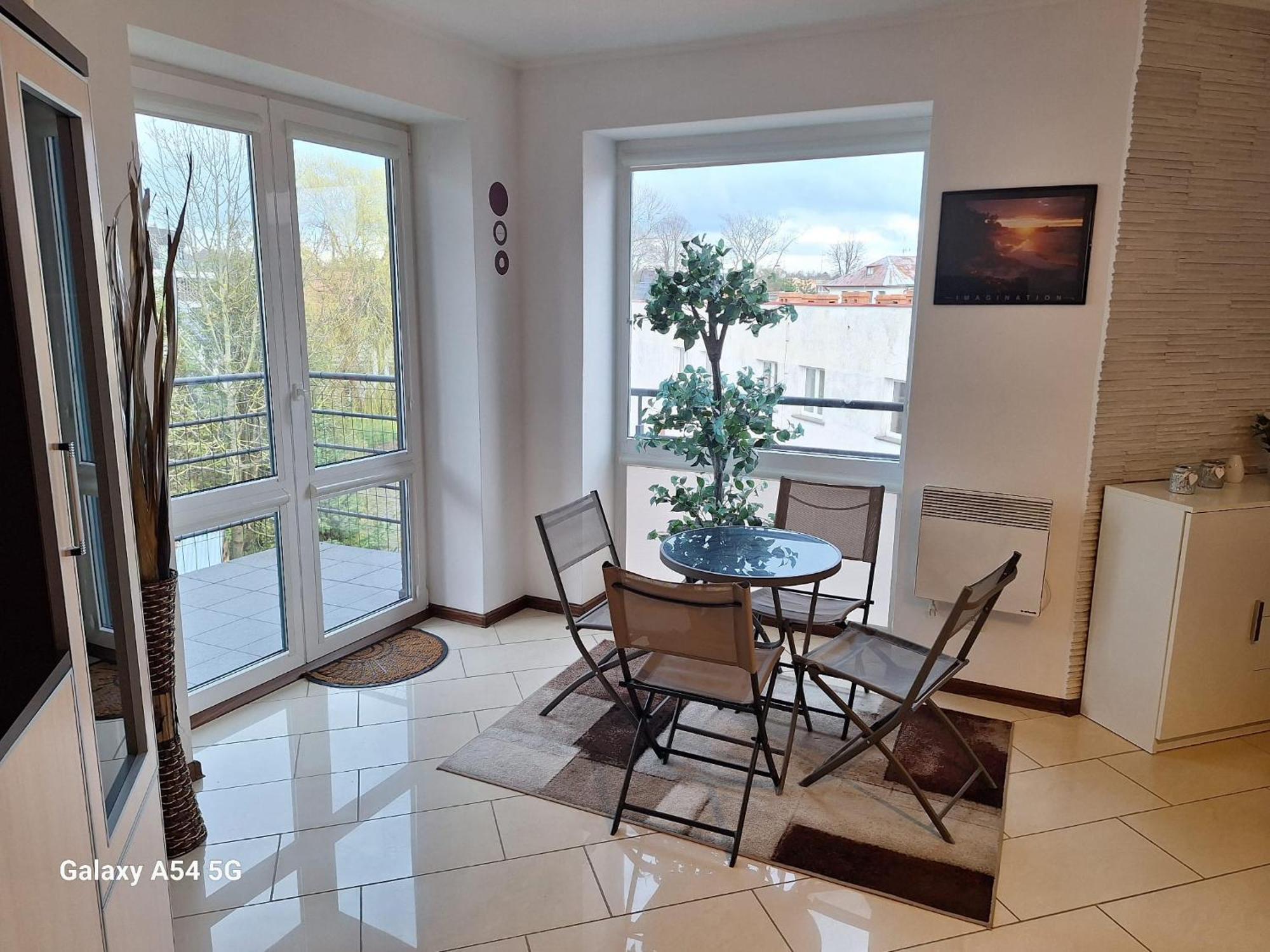 Apartament Z Basenem Do 8 Miejsc Noclegowych Ustronie Morskie Exterior photo